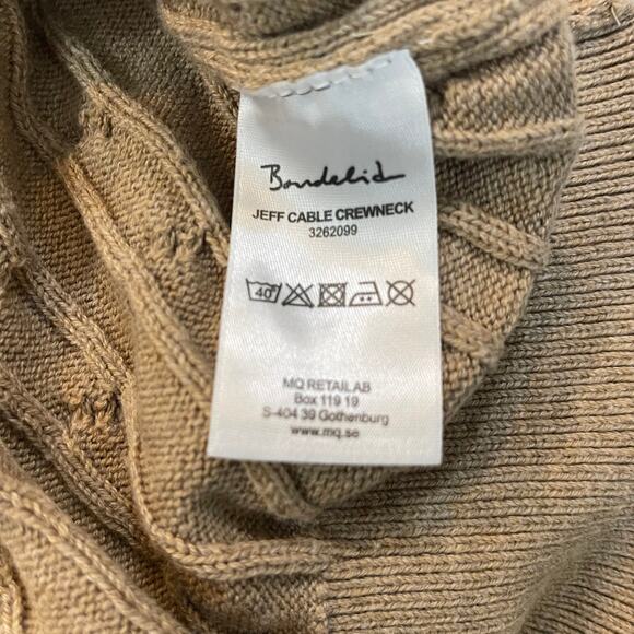 Cable Knit Camel Sweater Large - Picture 6 of 6